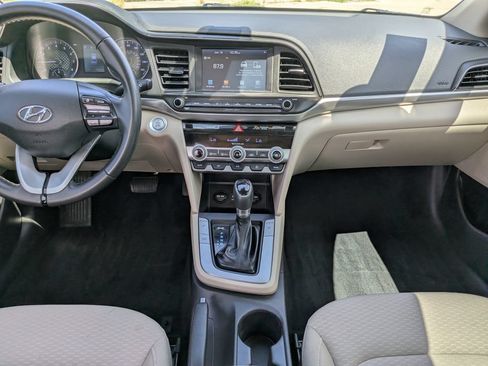Used 2020 Hyundai Elantra Value Edition w/ Cargo Package (C1) FWD image 15