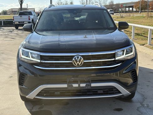 Used 2021 Volkswagen Atlas SEL image 2