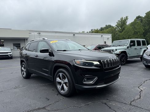 Used 2019 Jeep Cherokee Limited AWD/4WD image 7