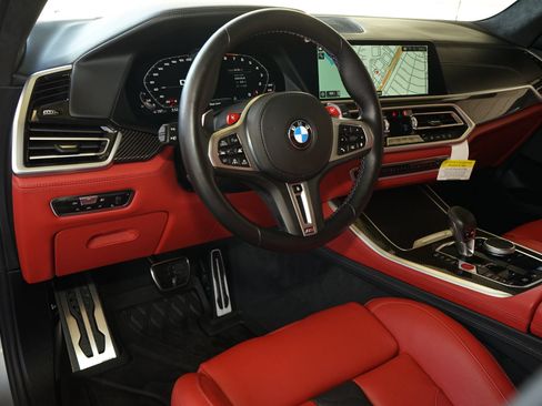 Used 2022 BMW X5 M w/ Executive Package AWD/4WD image 7