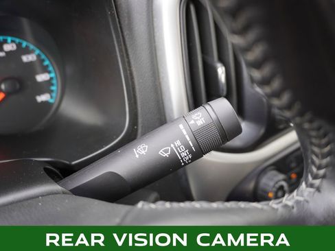 Used 2022 Chevrolet Colorado LT w/ Fleet Safety Package image 18