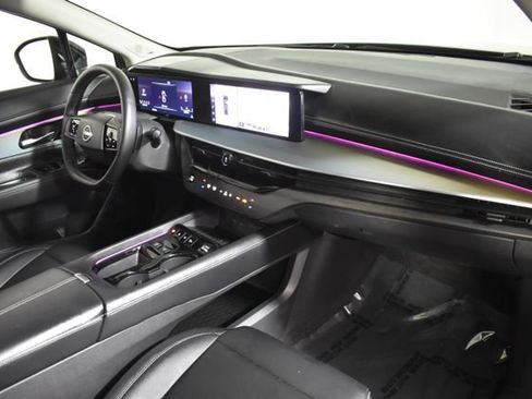 Certified 2025 Nissan Murano SL AWD/4WD image 39