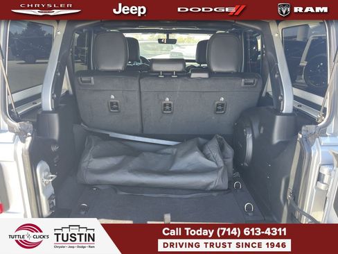 Used 2023 Jeep Wrangler Unlimited Rubicon 4xe w/ Steel Bumper Group AWD/4WD image 31