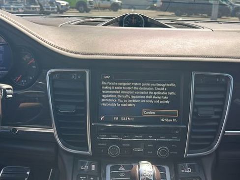 Used 2016 Porsche Panamera GTS AWD/4WD image 20