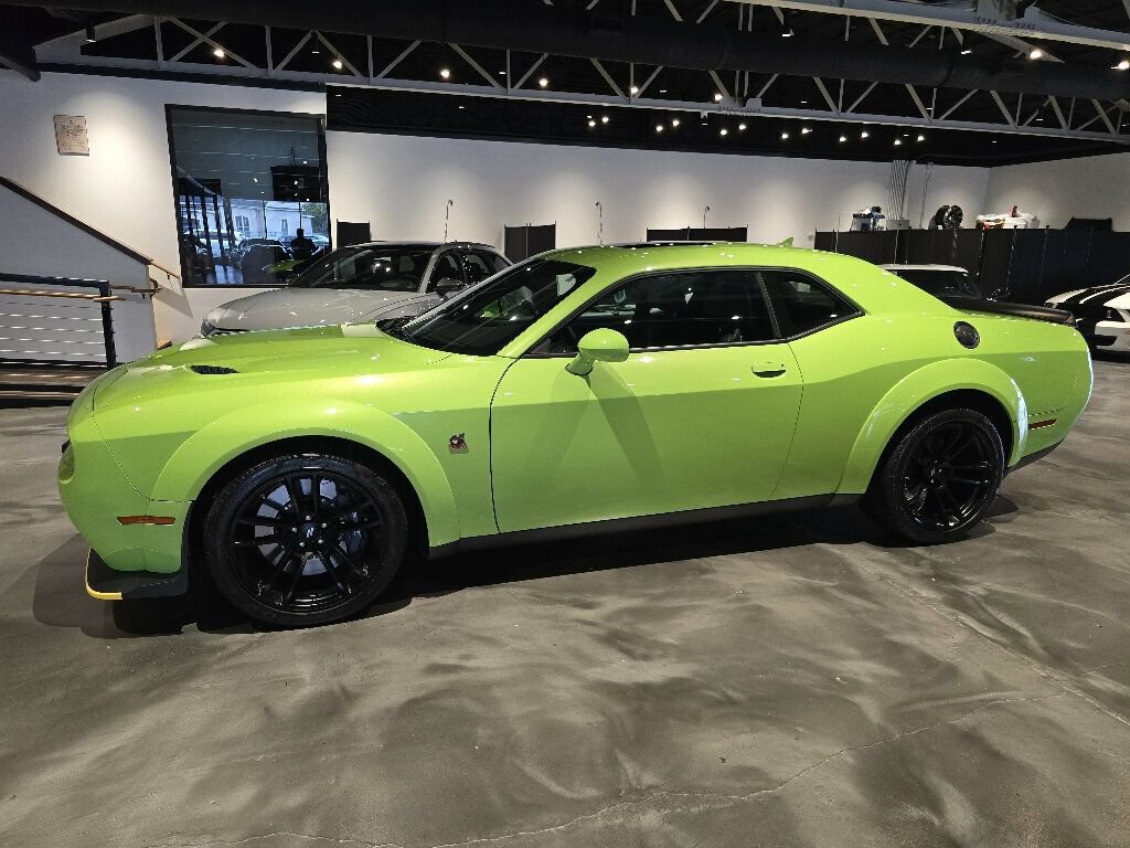Used 2023 Dodge Challenger R/T Scat Pack RWD image 8