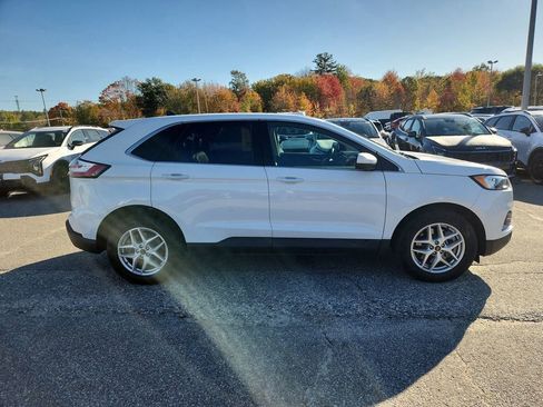 Certified 2024 Ford Edge SEL image 8