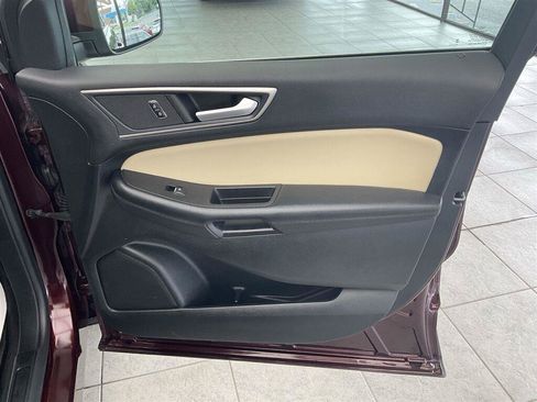 Used 2022 Ford Edge SEL w/ Convenience Package AWD/4WD image 12