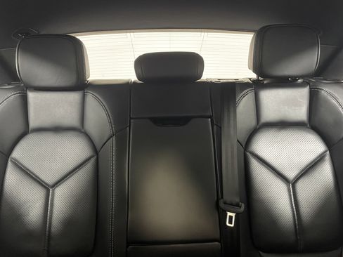 Certified 2024 Porsche Macan GTS image 16