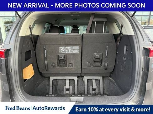 Used 2024 Kia Carnival LX FWD image 8