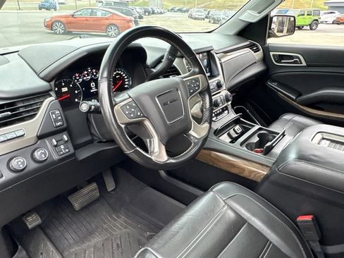Used 2020 GMC Yukon Denali image 33