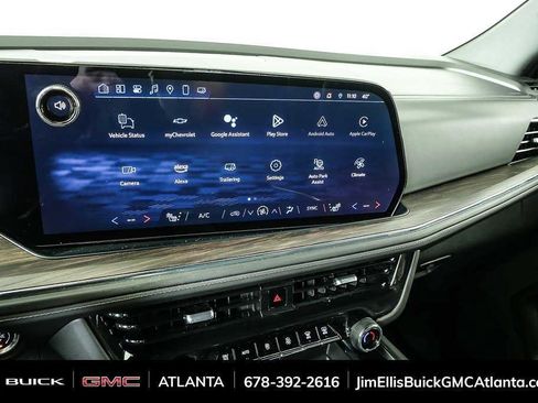 Used 2025 Chevrolet Tahoe LT AWD/4WD image 12