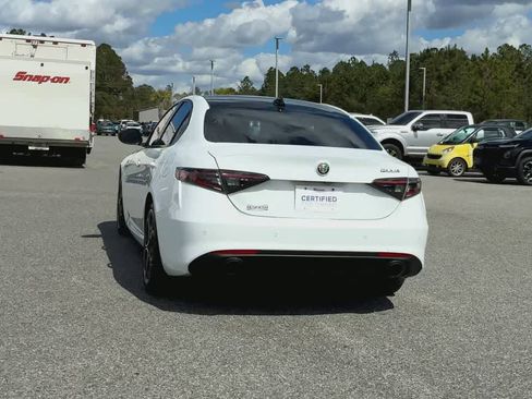 Used 2024 Alfa Romeo Giulia Ti w/ Active Assist Plus Package image 7