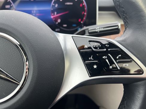 Used 2024 Mercedes-Benz C 300 4MATIC Sedan image 20