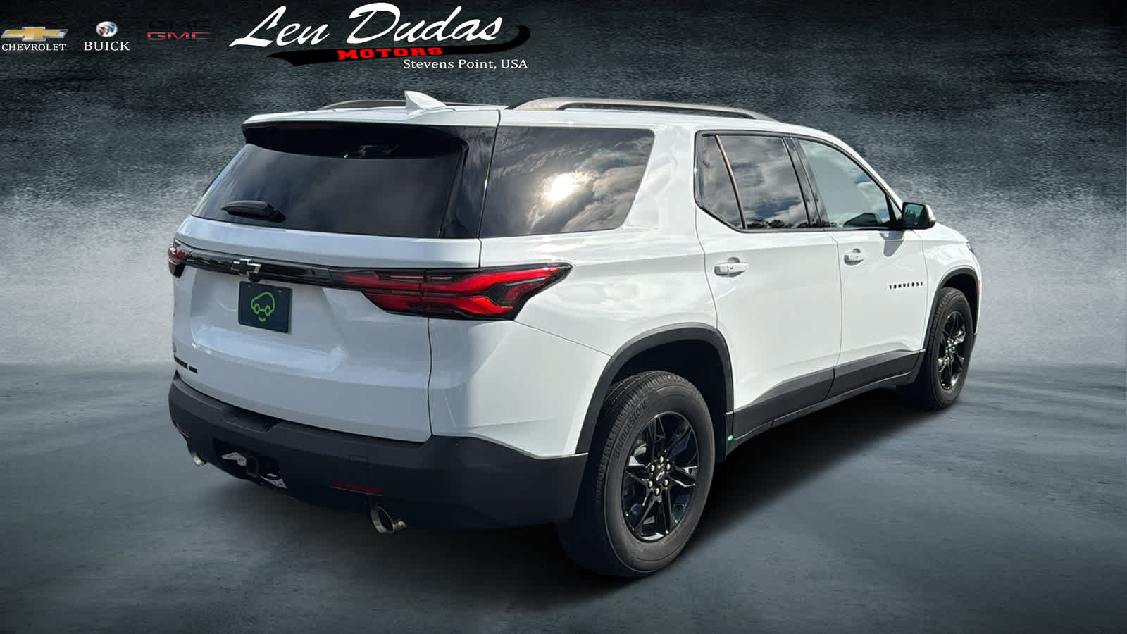Certified 2023 Chevrolet Traverse LS w/ Midnight/Sport Edition AWD/4WD image 4