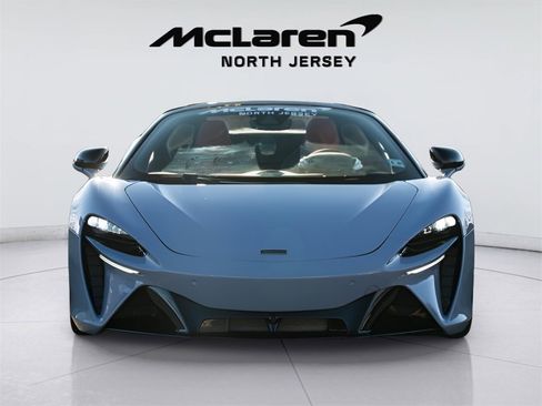 Used 2025 McLaren Artura Spider image 30