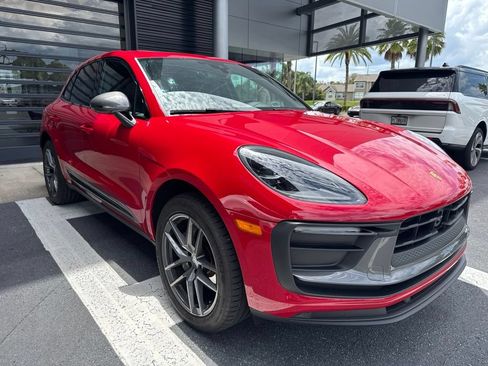 Certified 2026 Porsche Macan Turbo AWD/4WD image 5