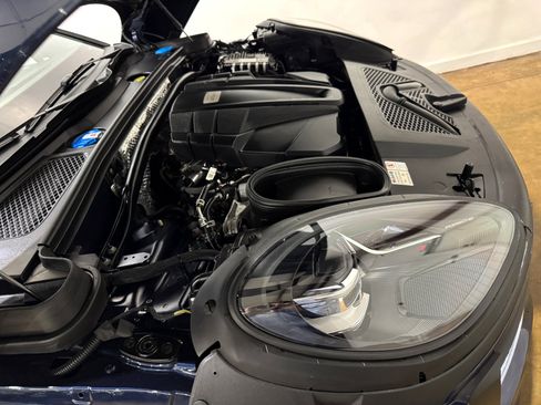 Used 2019 Porsche Macan S image 48