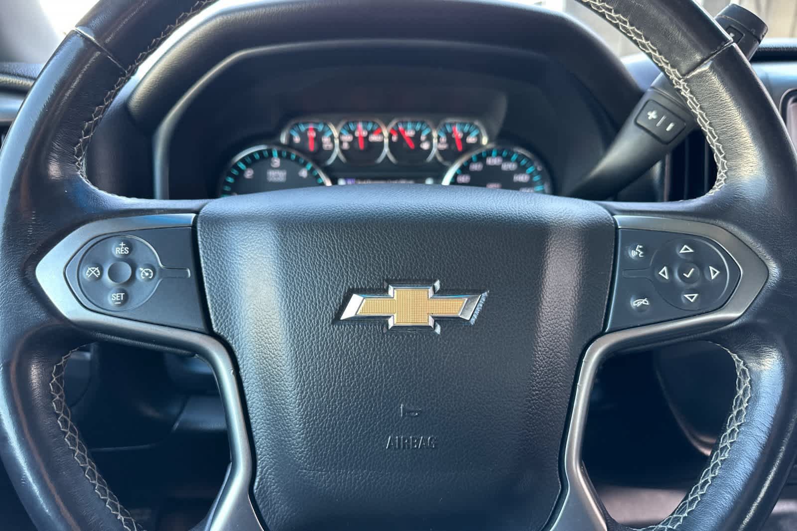 Used 2018 Chevrolet Silverado 1500 LT w/ LT Fleet Convenience Package AWD/4WD image 23