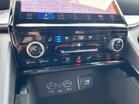 Certified 2022 Jeep Grand Cherokee L Overland image 25