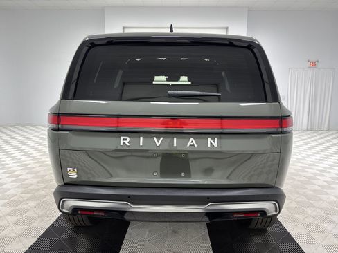 Used 2022 Rivian R1S Launch Edition image 4