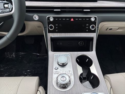 New 2026 Genesis GV80 2.5T Prestige image 11