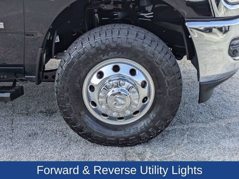 Used 2024 RAM 3500 Laramie AWD/4WD image 12