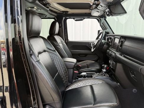 Used 2021 Jeep Wrangler Unlimited Sahara image 30