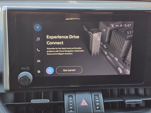 Used 2023 Toyota RAV4 XLE Premium image 15