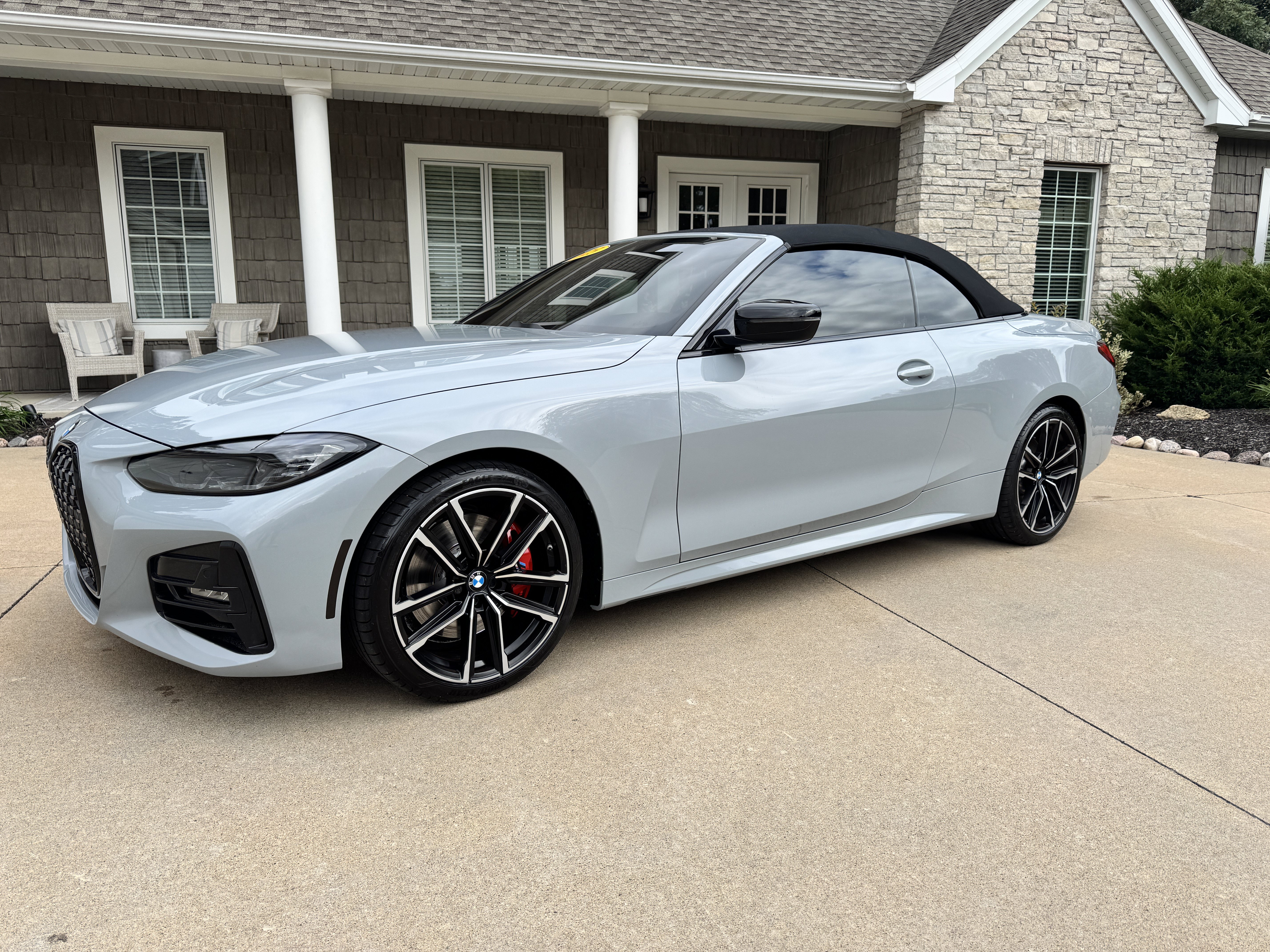 Used 2023 BMW 430i xDrive Convertible w/ M Sport Package AWD/4WD image 2