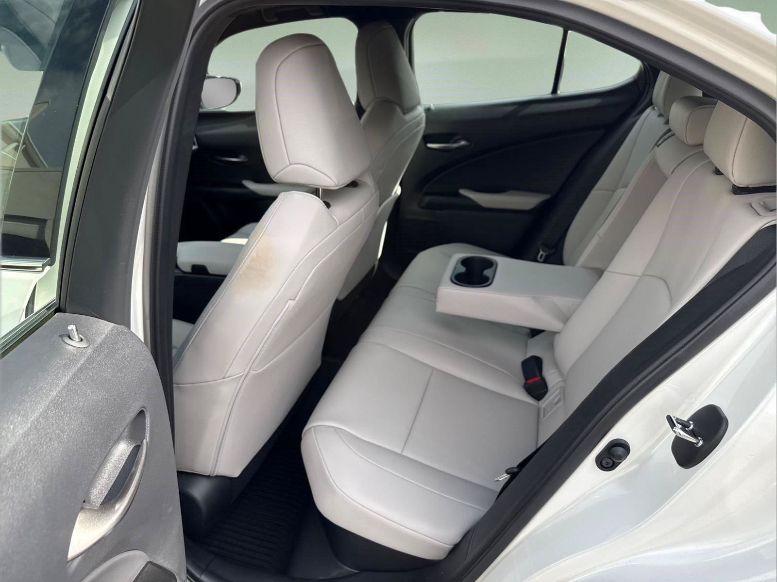 Used 2020 Lexus UX 250h w/ Premium Package AWD/4WD image 15