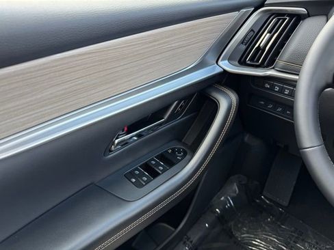 New 2026 MAZDA CX-90 Plug-In Hybrid w/ Preferred AWD/4WD image 33