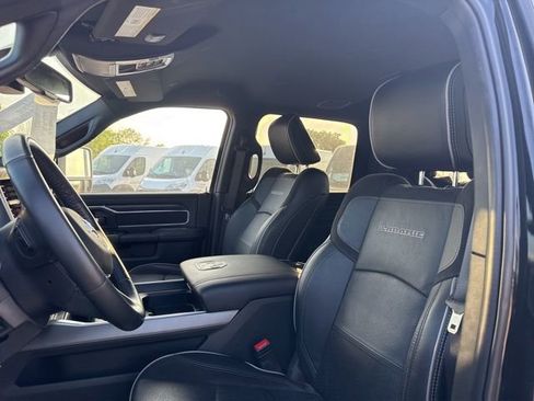 Used 2023 RAM 3500 Laramie AWD/4WD image 12