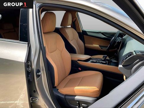 Used 2024 Lexus NX 250 FWD w/ Cold Area Package image 8