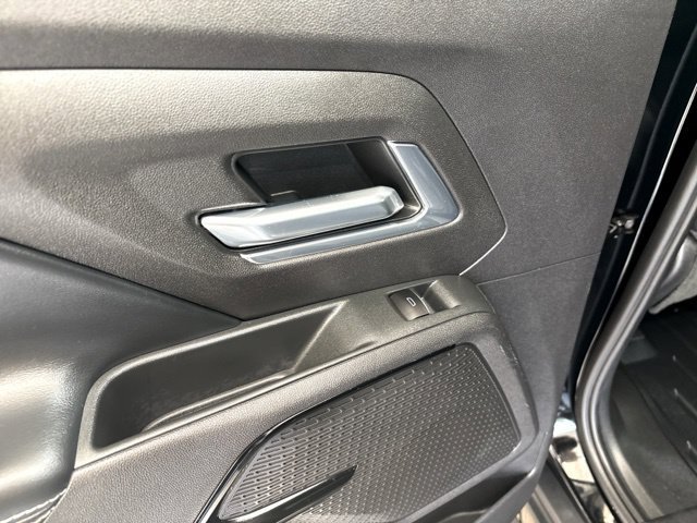 Used 2026 Chevrolet Silverado EV LT AWD/4WD image 22