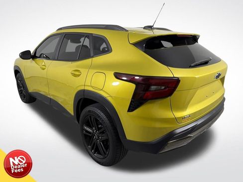 Used 2024 Chevrolet Trax ACTIV w/ Driver Confidence Package image 6