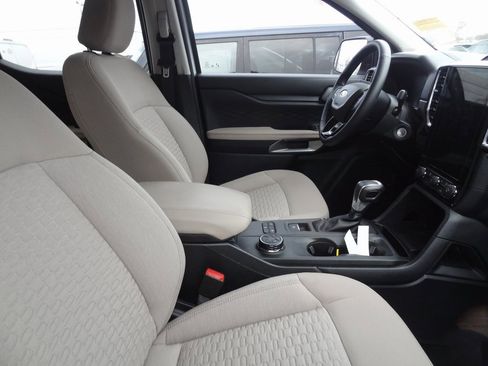 Used 2024 Ford Ranger XLT image 9