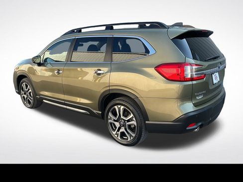 Used 2026 Subaru Ascent Touring AWD/4WD image 3
