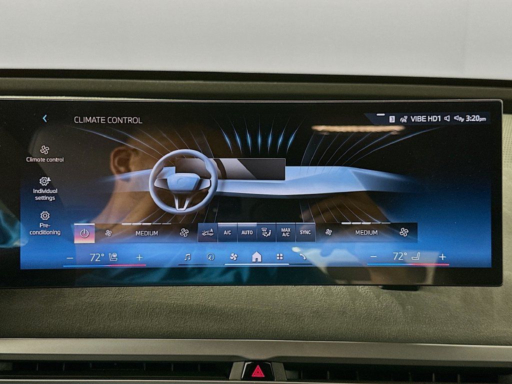 Used 2026 BMW iX xDrive45 w/ M Sport Package AWD/4WD image 14