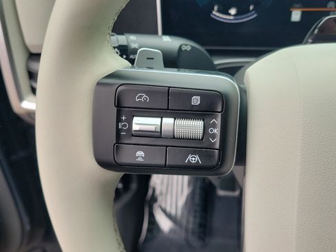 Used 2025 Hyundai Santa Fe SEL image 28