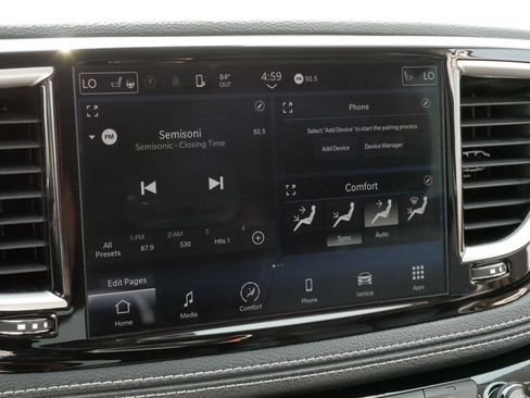 Used 2023 Chrysler Pacifica Touring-L FWD image 22
