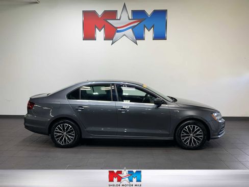 Used 2017 Volkswagen Jetta S image 1