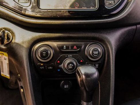 Used 2013 Dodge Dart Limited w/ Premium Group image 16