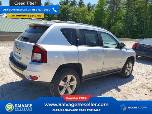 Used 2014 Jeep Compass Latitude FWD image 4