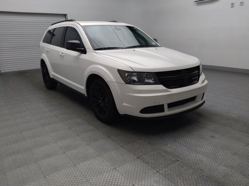 Used 2020 Dodge Journey SE FWD image 13