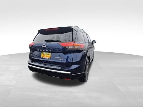 New 2026 Nissan Rogue Platinum image 8