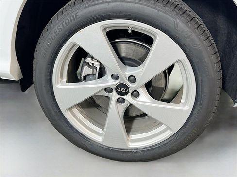 New 2025 Audi Q5 2.0T Premium Plus image 31