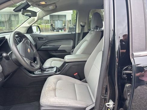 Used 2017 Chevrolet Colorado W/T w/ WT Convenience Package image 9