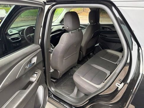 Used 2023 Chevrolet TrailBlazer LT w/ Convenience Package AWD/4WD image 15