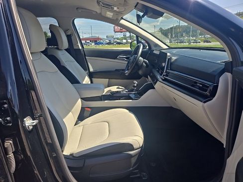 Used 2023 Kia Sportage EX FWD image 21