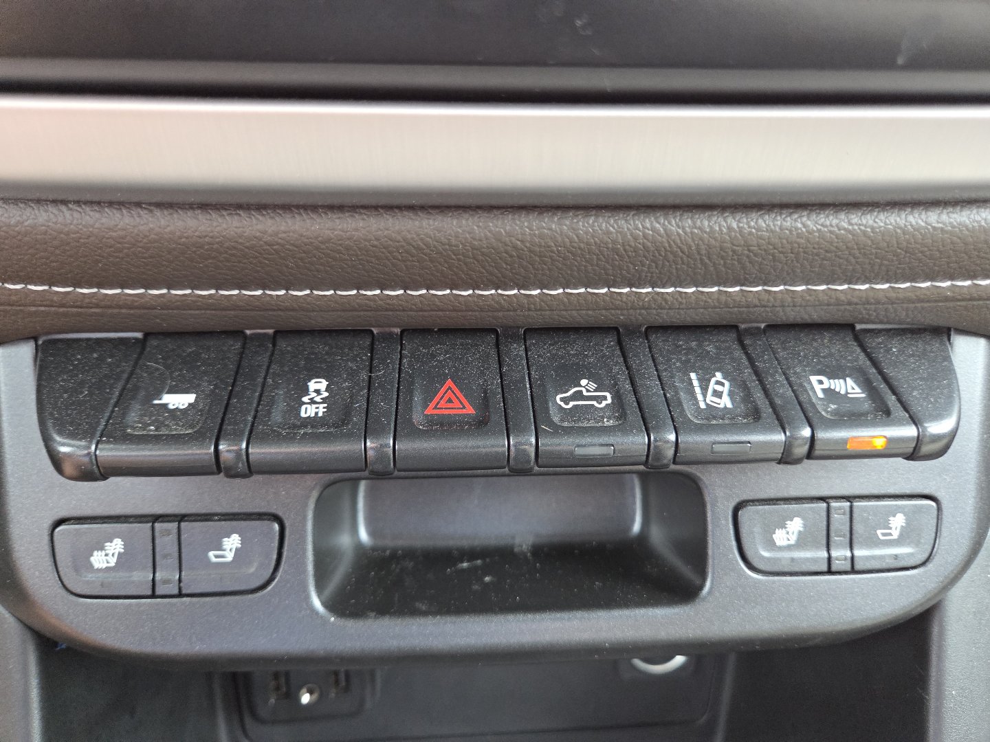 Used 2020 GMC Canyon SLT w/ Driver Alert Package AWD/4WD image 8